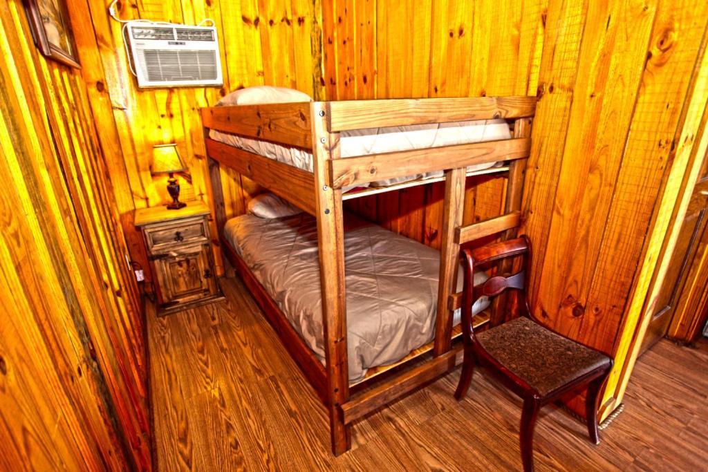 Diamonds Old West Hotell Murfreesboro Exteriör bild